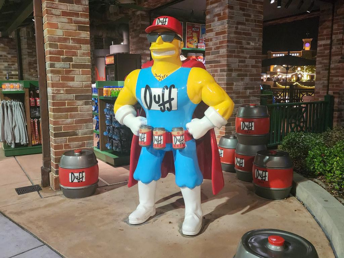 Meet the Cast of The Duff: A Closer Look at the Movie&rsquo;s Stars - Daniel Oren