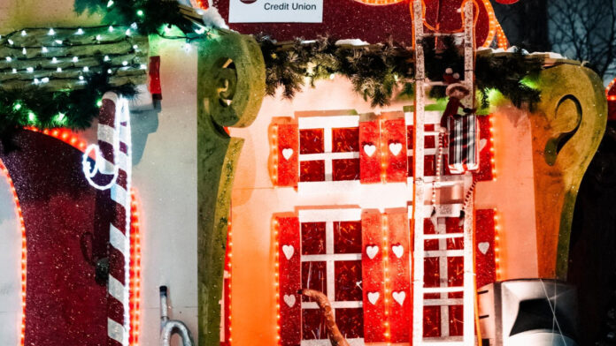 Unveiling the All-Star Cast of The Santa Clause: Meet the Merry Makers!